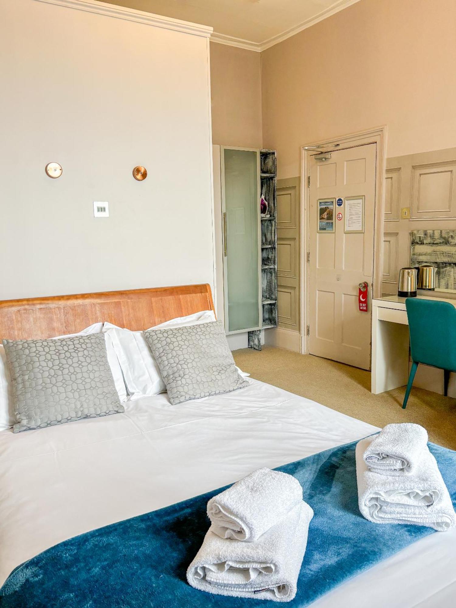 Hotel X Brunswick Square 4*
